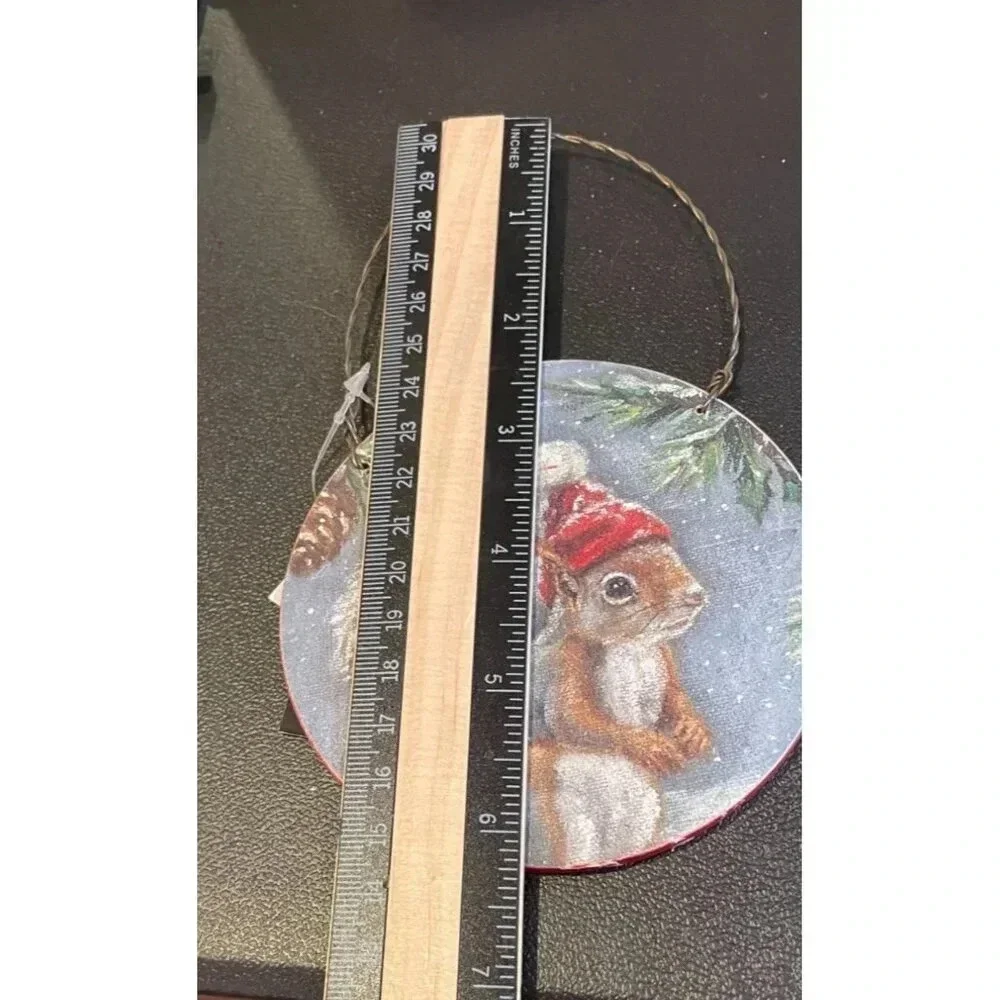Squirrel Wood Round Christmas Holiday Ornaments Set Of 2 Rustic Farm 4 x 4 NEW‎